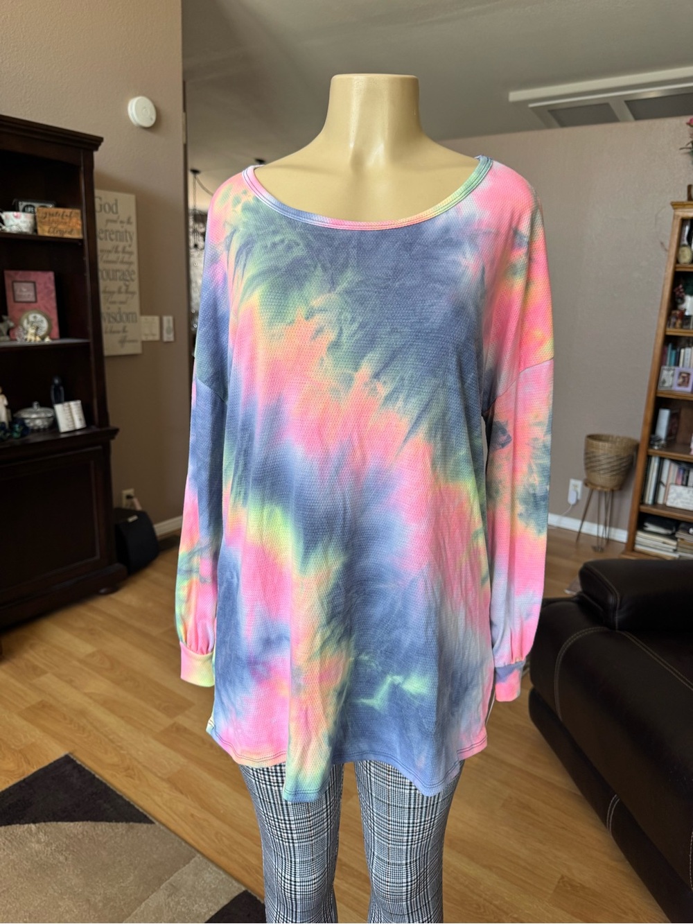 First Love tie-dye pastel colors long sleeves scoop neck sweatshirt-L-NWT
